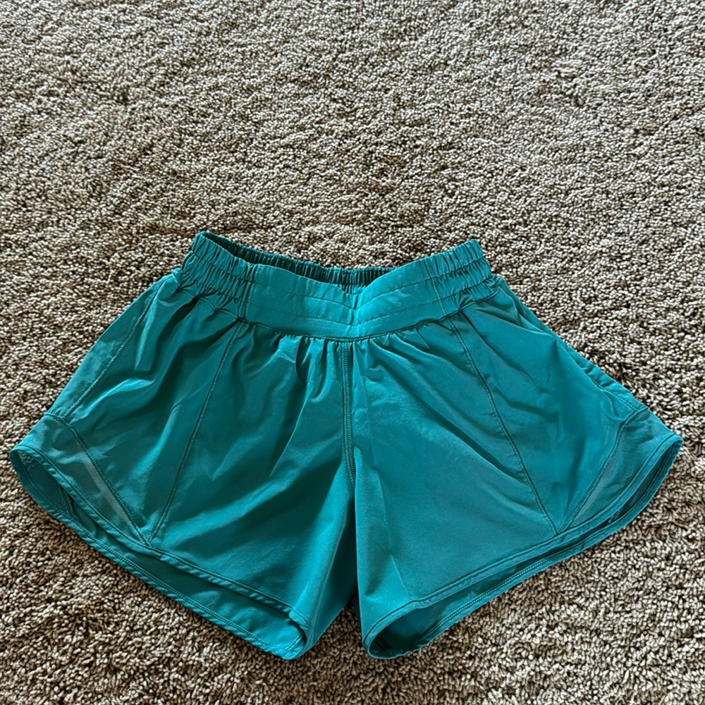Lulu hottie hot shorts